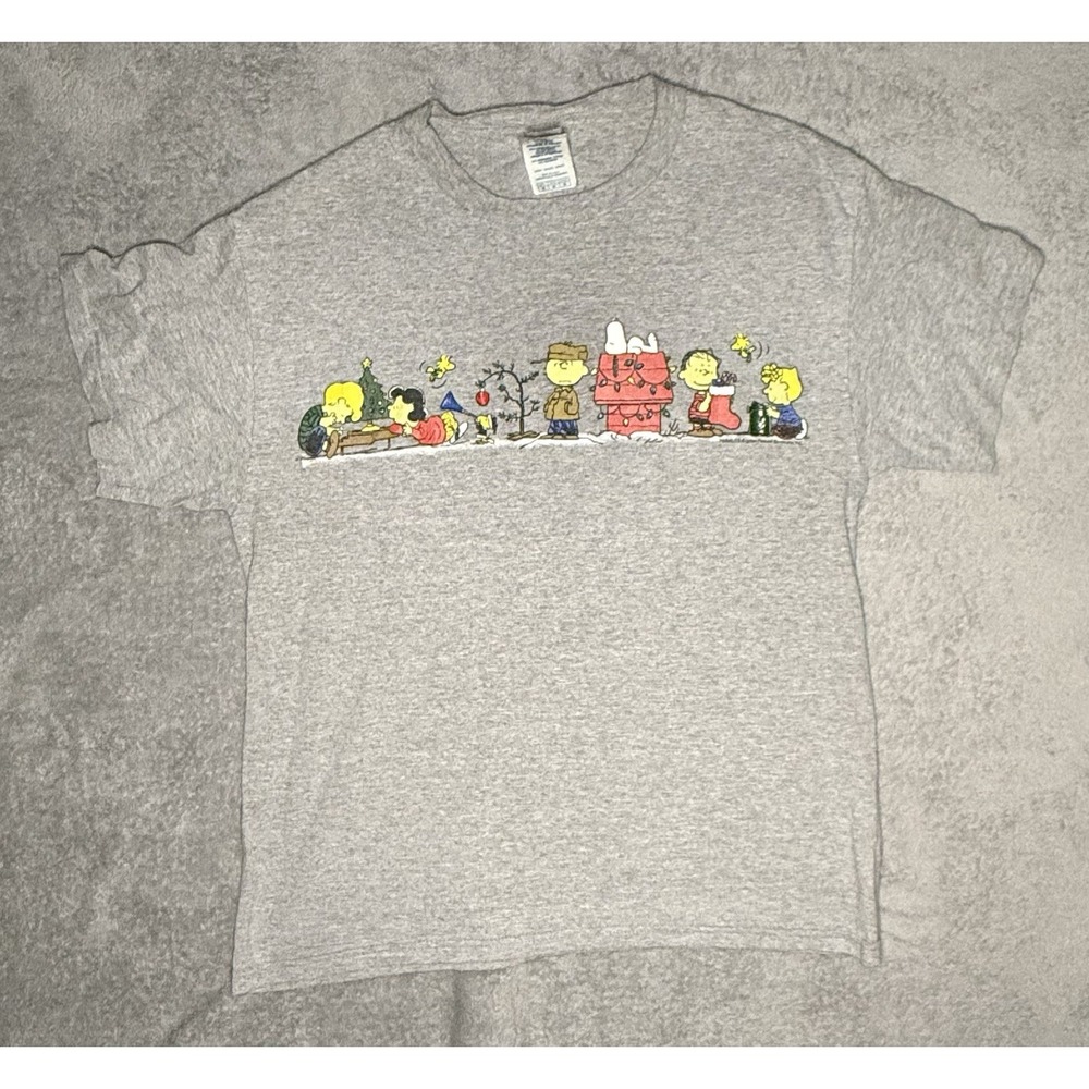 Vintage Peanuts Charlie Brown Snoopy Christmas T Shirt Size Medium Free Shipping